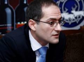 Арман Мусинян: «У Тер-Петросяна нет проблем для встречи с Царукяном»