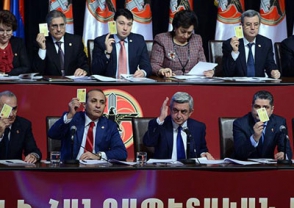 Самораспад «партии власти»