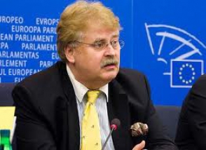 Евросоюз вновь предупреждает Армению