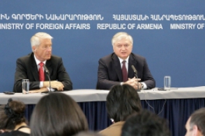 Армения готова к нормализации отношений с Венгрией – Эдвард Налбандян