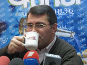 Кто и почему хочет подкупить Армена Мартиросяна? (видео)