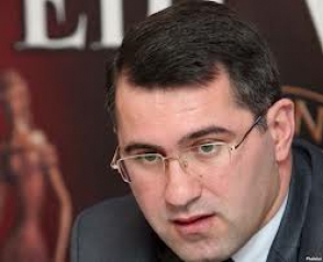Армен Мартиросян не возглавит фракцию блока «Здравствуй, Ереван» в Совете старейшин