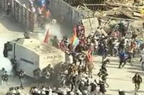 Турецкий спецназ ворвался на площадь Таксим в Стамбуле