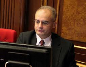 Левон Зурабян: «Отставка Тиграна Саркисяна становится первоочередной задачей»