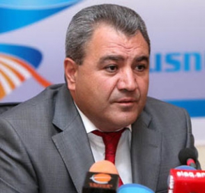 Վերահսկիչ պալատի նախագահը խորհրդարան է գնացել մալուխը ձեռքին՝ որպես ապացույց