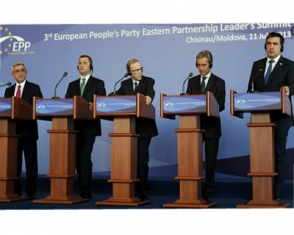 Политика большого блефа