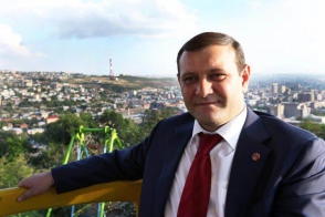 Тарон Маргарян: «Обеспечить цивилизованный транспорт за 100 драм невозможно» (видео)