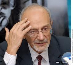 Армен Погосян: «Совет старейшин Еревана должен уйти в отставку»