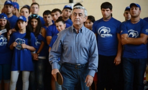 Սերժ Սարգսյանի «օրվա կուրսը» և 5–րդ շարասյան տվայտանքները