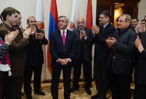 Особенности политического «барабанства»