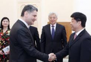 Делегация во главе с Тиграном Саркисяном отбыла в Китай