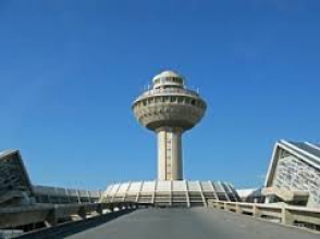 «Թող գնան, էջմիածինը քանդեն, ավելի հին է»՝ Դմիտրի Ադբաշյանը «Զվարթնոց» օդանավակայանի շենքը քանդելու մասին