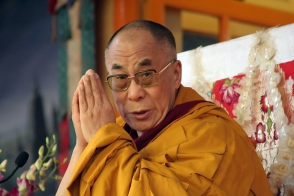 Китай осудил Далай-ламу за нарушение прав детей