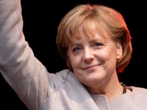 Партию Ангелы Меркель обвинили в получении чрезмерно щедрых пожертвований