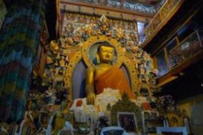 Հարբած ռուս տուրիստը ջարդել է բուդդիստ վանականի արձանը