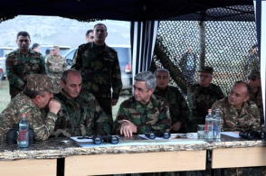 Президенты Арцаха и Армении присутствовал на учениях Армии обороны НКР