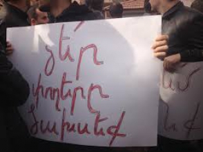 Հայաստանում բողոքի ակցիաները համալրվում են նորանոր խմբերով