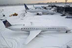 В США из-за снежной бури отменено более 2000 авиарейсов