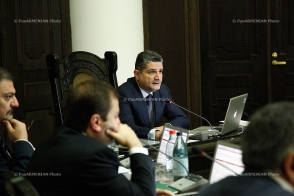 Կառավարության աշխատակազմը հսկայական գումարներ է ծախսում հուշանվերների համար