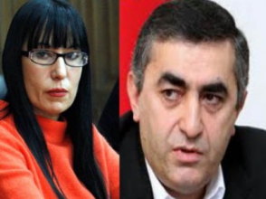 Наира Зограбян и Армен Рустамян передали спикеру НС заявление-иск в КС