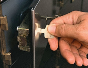 Швейцария продлила арест египетских и тунисских активов на 3 года