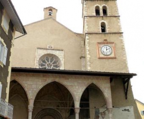 Ֆրանսիայում եկեղեցու տանիքը փլուզվել է հոգևորականի գլխին