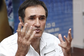 Следователь и прокурор не явились на заседание по делу Вардана Петросяна