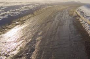 Труднопроходимы автодорога Сотк-Карвачар и перевал Варденяц