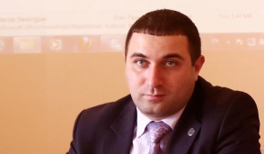 «Հուսամ՝ հիմա գոնե բոլոր աշխատակիցներով դուրս կգաք ցույցի»