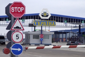 На российско-украинской границе усилен таможенный контроль товаров