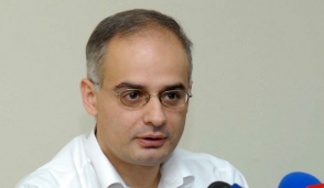 Левон Зурабян: «Не сомневаюсь, что Серж Саргсян был в курсе оффшорных сделок Тиграна Саркисяна»
