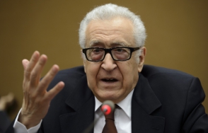 Брахими будет настаивать, чтобы сирийские стороны приняли совместное заявление