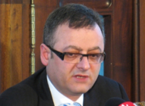 Алексан Арутюнян назначен заместителем главы МИД Армении