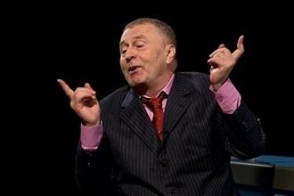 Жириновский призвал молодежь целоваться «только в лобик» (видео)