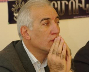 Վահագն Խաչատրյան. «Մենք թաղվել ենք անկման մեջ և ավելի կխորանանք»