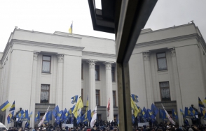 Верховная рада утвердила Яценюка на посту премьер-министра Украины