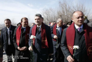 Սուրիկ Խաչատրյանն ու Մանվել Գրիգորյանը՝ «Հայկական աշխարհի» գաղափարախոսներ