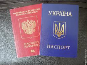 Аксенов: «Крымчане сами решат, какой паспорт им нужен: России или Украины»