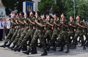 Турчинов объявил частичную мобилизацию на Украине
