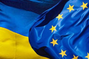 Турчинов уполномочил Яценюка подписать политическую часть Соглашения об ассоциации с ЕС