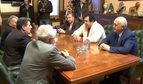 Гагик Царукян встретился со Степаном Демирчяном (видео)