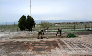 Արմավիրի մարզում զինվորների աջակցությամբ հուշարձաններ են մաքրվել