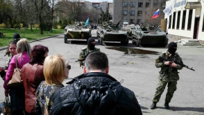 На сторону ополченцев в Славянске перешло около 60 украинских военных
