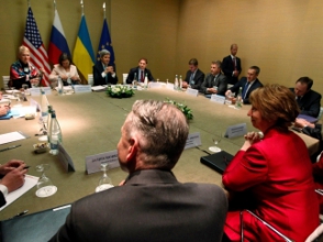 Россия, США, ЕС и Украина подписали Женевские соглашения