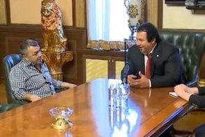 Գագիկ Ծառուկյանը հանդիպել է Ռուբեն Հախվերդյանի հետ