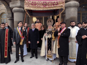 Լայքերով ու ամպհովանի պահելով արվեստ ու գրականություն չի ստեղծվում