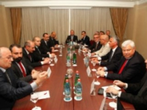 Բակո Սահակյանը հանդիպել է ԵԱՀԿ գործող նախագահի հետ