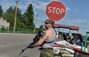 Над аэропортом Луганска ополченцы сбили военный Ил-76