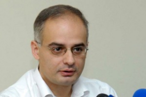 Լեւոն Զուրաբյան. «Էսօր ծիծաղում եք, վաղը լացելու եք» (տեսանյութ)