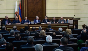 Գալիս են Սերժ Սարգսյանից տարանջատվելու կամ նրա հետ «թաղվելու» ժամանակները